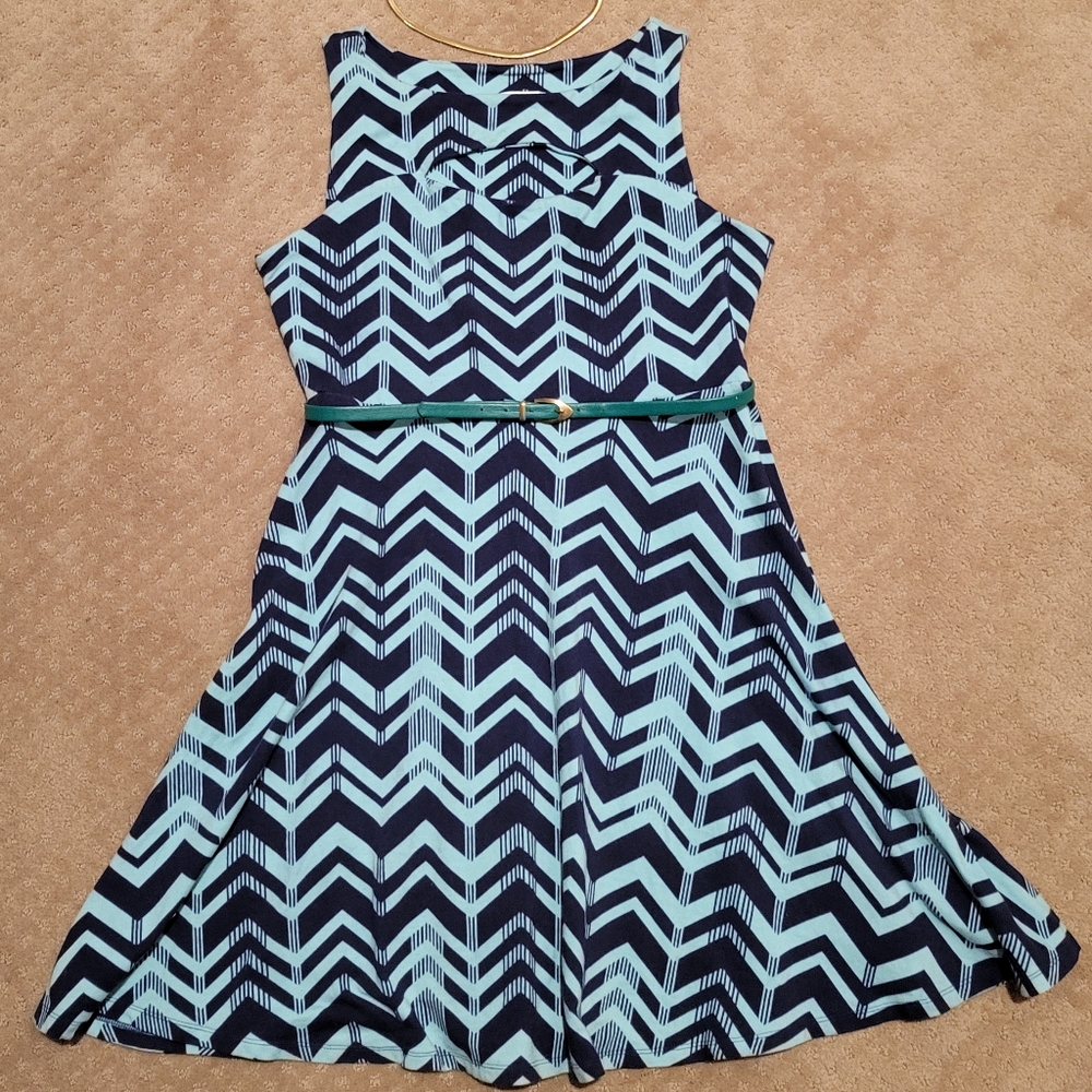 EUC flirty keyhole mini dress like Modcloth